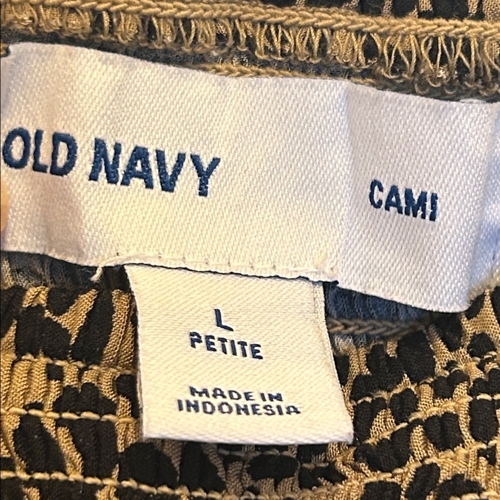Old Navy Fit & Flare Smocked Cami Midi Leopard Print Sundress (w/Pockets!) - Picture 7 of 10